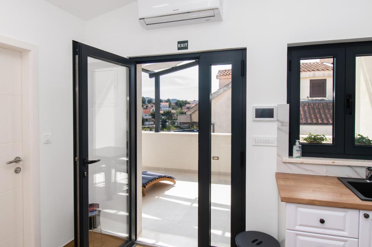 Apartmani Monika Zaboric Exterior photo