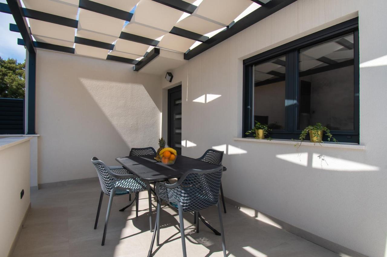 Apartmani Monika Zaboric Exterior photo